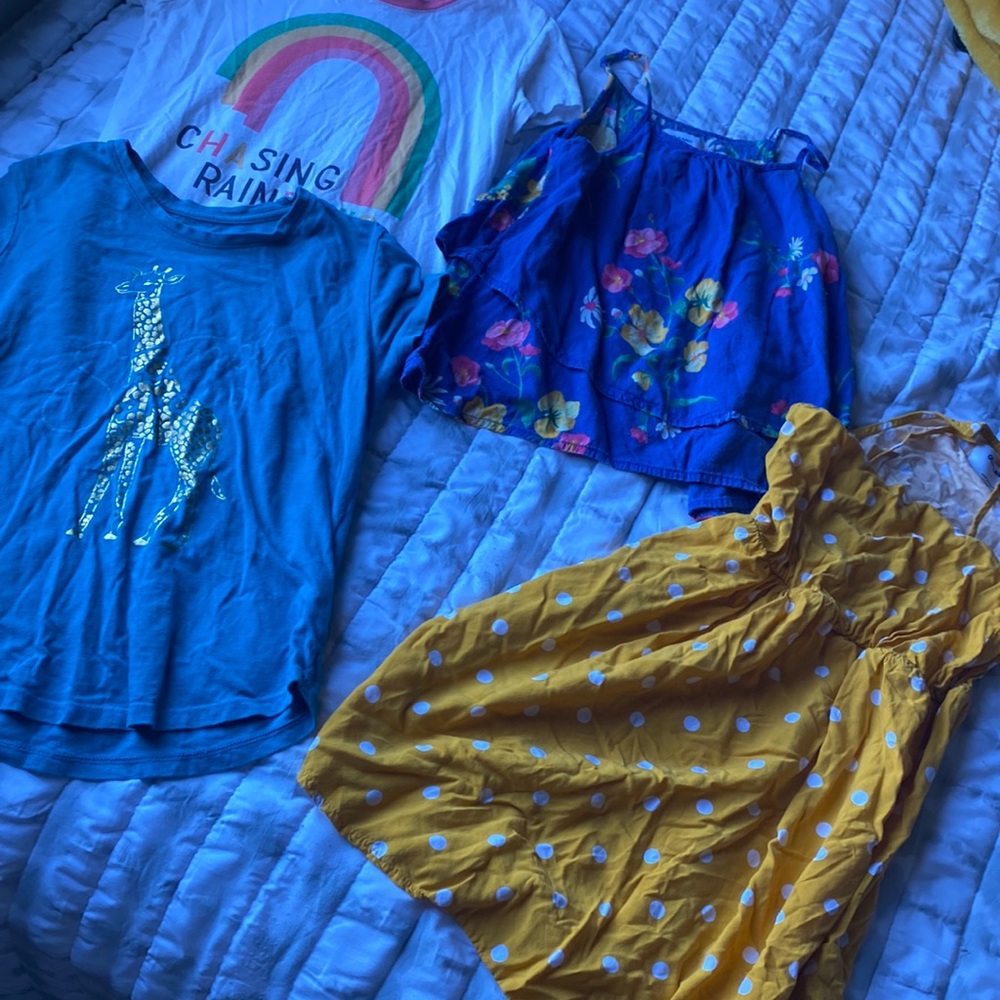 bundle of 4 items